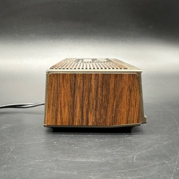 Vintage Digital Alarm Clock TOZAI Solid State Faux Wood Grain 1980s Hong Kong - Picture 5 of 11